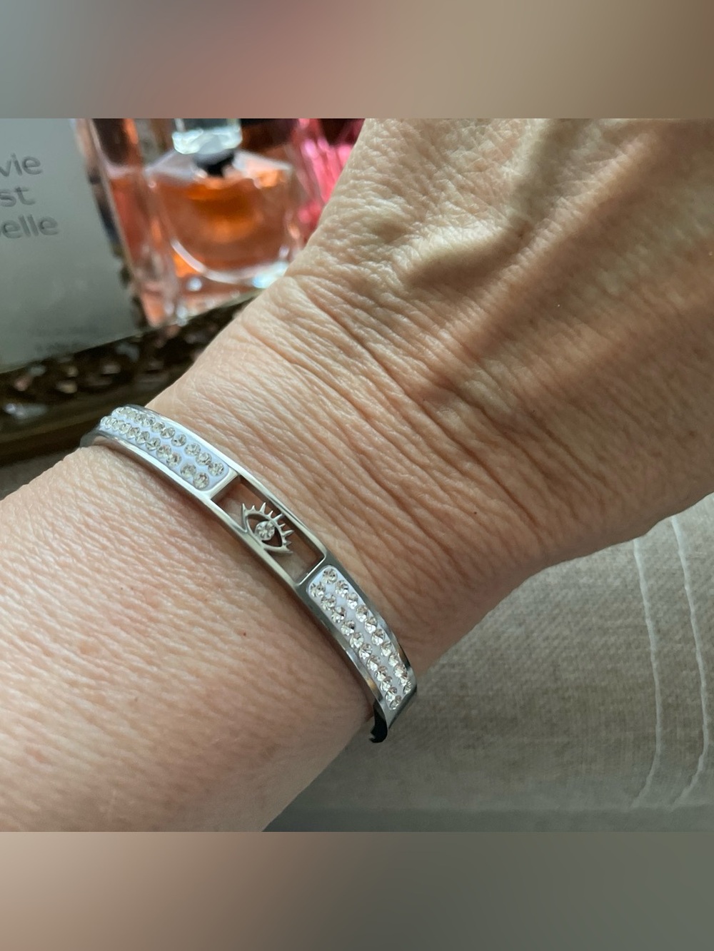 ✨Silver Crystal Pavé Eye Charm Bangle Bracelet✨NEW
